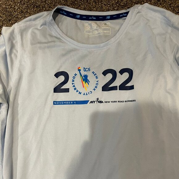 2022 NYC Race Shirt (Women Medium) - Picture 1 of 3